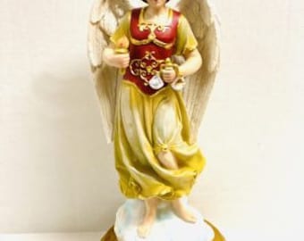 Statue of Archangel Uriel/Estatua del Arcangel Uriel.
