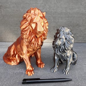 Lion design sculpture animal lover gift idea
