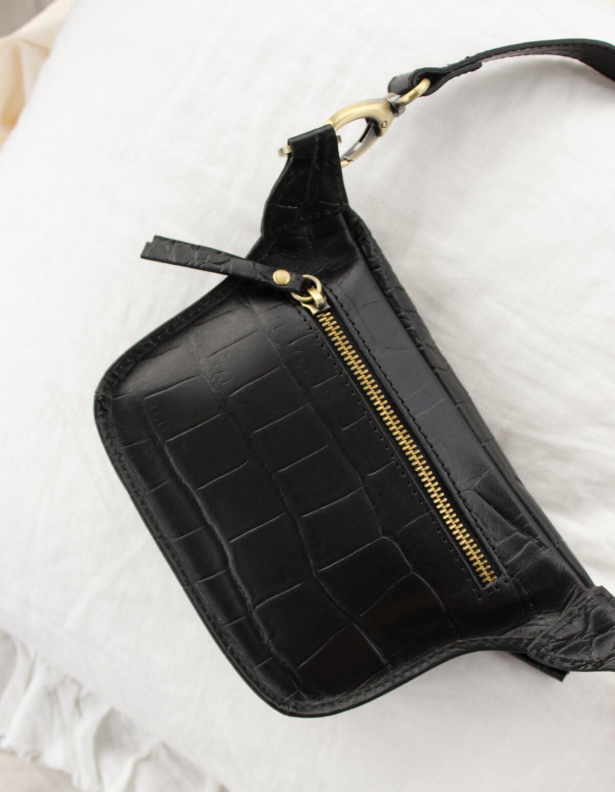 The New Bum Bag Black & Black Small