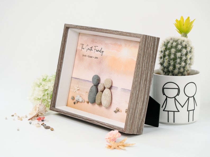 Personalised Family Pebble Frame, Mother' Day Gift, Family Gifts, Gift for Mom, New Home Gifts, Best Home Gift Ideas, Housewarming Gift image 4