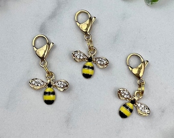 Bumble Bee Badge Reel Charm, Honeybee Purse Zipper Pull, Bumble Bee Backpack Charm, Bee Lover Gift, Beekeeper Stitch Marker, Nurse Badge