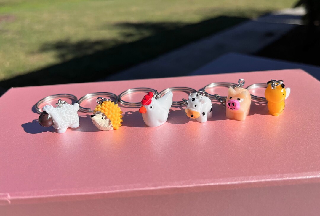Cow Keychain, Farm Animal Keychains, Honey Bee Gifts, Cute Pig Keychain