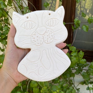 Keramische kattensculptuur: verf je eigen aardewerk, kinderkamerdecoratie