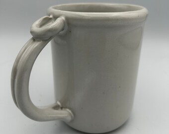 Vintage 1967 Bennington Pottery Vermont White Coffee/Tea Mug marked and dated on bottom by artist dg (David Gil)