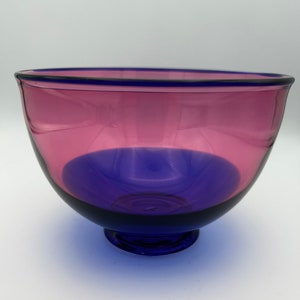 Vintage Bi-Color Art Glass Bowl: Signed Jens Eltorp Swedish Design
