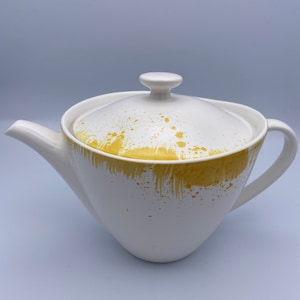 Diane von Furstenberg DVF Home Pebblestone White with Yellow Paint Splatter Teapot RARE!