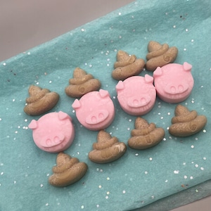 Pig and Poo Emoji Wax Melt Gift Pack
