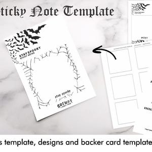 Op de afbeelding: Witte sticky note template met een griezelig thema. Voorzien van vleermuizen, spinnenwebben en de tekst "Stay Spooky Sticky Notes" en "gotwar". Inclusief ontwerpen en een sjabloon voor een achterkaart.