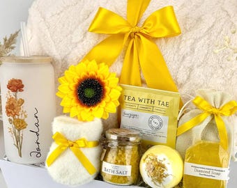 Birthday Gift Box for Her, Personalized Birthday Gift Basket Set for Daughter Mom Best Friend Sister Women Sunshine Happy Birthday Sunflower