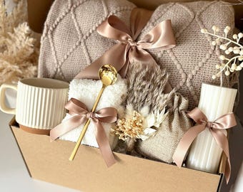 Deluxe Gift Basket, Hygge Gift Box Idea, Warm & Winter Gift Box, Sending a Hug, Gift Box for Women, Hygge Gift Basket, Care Package Gifts