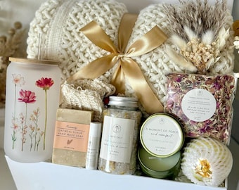 SPA Gift Box for Her, Unique Spa Gift Basket, Luxury Birthday Gift Set, Relaxation Self Care Package for Her, Hug in a Box, Mom Sister Boss