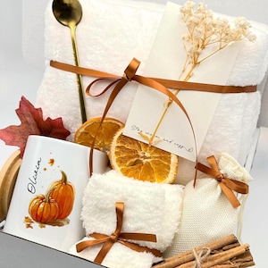 Fall Gift Box, Fall Gift Basket, Self Care Gift Box, Thanksgiving Birthday Mom Fall Care Package for Her, Fall Vibes, Personalized Mug Cup