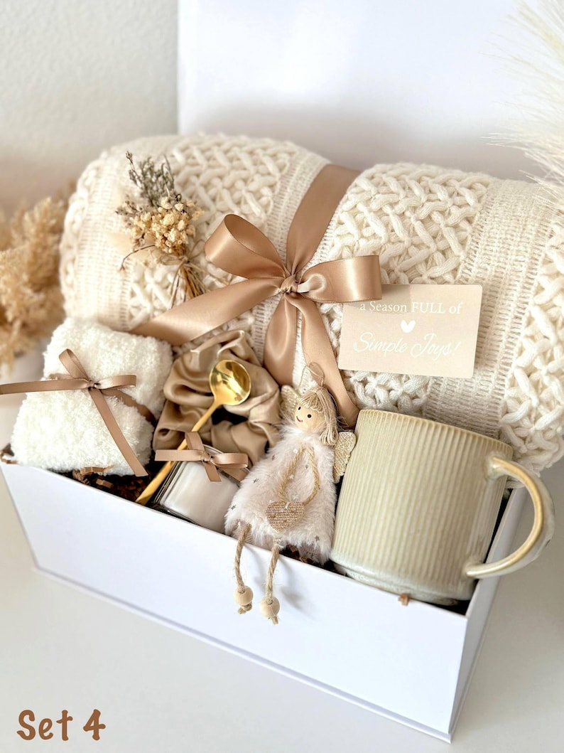 Self Care Gift Box, Thank You Hygge Gift Basket for Her, Hug in a Box Birthday Gifts Mom Sister Women Girlfriend Granny Coworker Best Friend Set 4