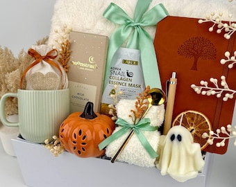 Boo Box Halloween Gift for Her, Halloween Self Care Gift Box, Fall Gift Basket for Women, Cozy Halloween Care Package, Spooky Gift Box