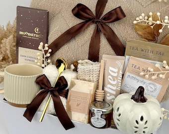 Fall Gift Basket for Women, Cozy Self Care Gift Box, Autumn Care Package for Her, Fall Birthday Gift, Tea & Blanket Gift, Thinking of You