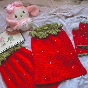 Crochet Strawberry leg warmers imagem 8