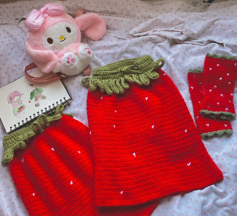 Crochet Strawberry leg warmers imagem 8