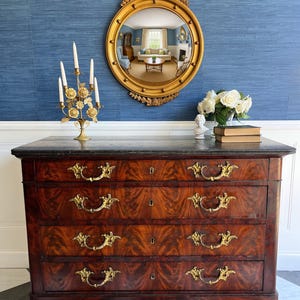 Antique French Empire Marble-Top Mahogany Dresser – 1800s Chest with Gilt Pulls & Bookmatched Veneer