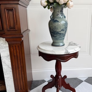 Vintage Italian Carrara Marble Top, Carved Mahogany Pedestal Side Accent Table  | Victorian Style Plant Stand