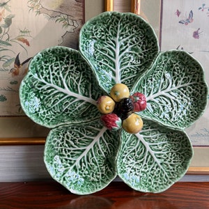 1960s Bordallo Pinheiro Cabbage and Fruits Majolica Platter in Barbott Earthenware With 5 Compartments