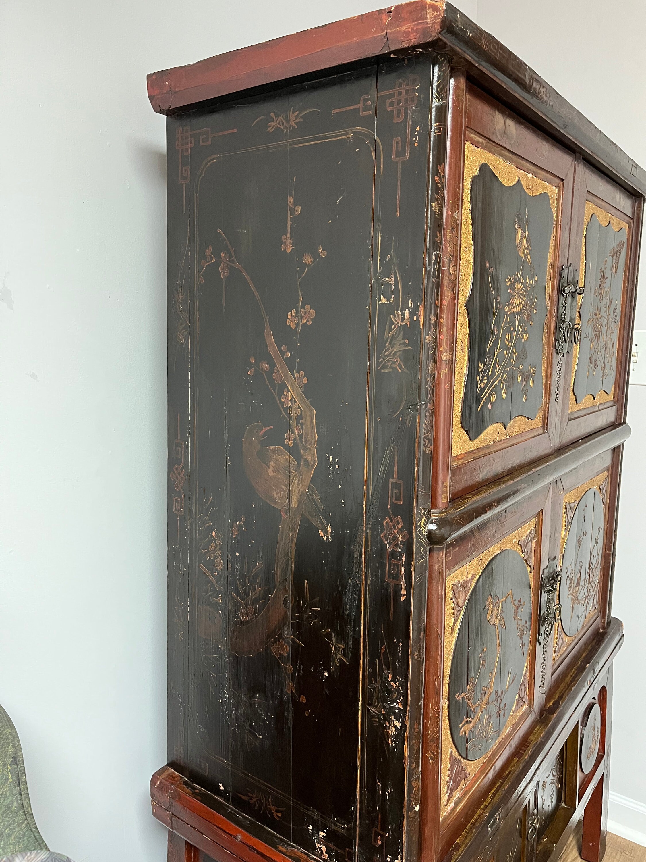 Late 1800s Antique Wedding Dowry Chest Chinoiserie Chinese Handpainted