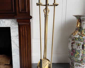 Vintage Brass Fireplace Tool Set With Shell Finials | Decorative