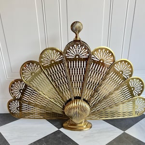 Vintage Brass Folding Fan Peacock Style Clam Shell Fireplace Screen | Fireplace Decor