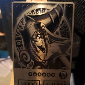 Fille magicienne noire personnalisée laser sur cartes en aluminium Fan Art yugioh