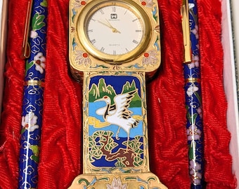 Vintage Chinese Asian Cloisonne Miniature Clock and Pen Set, Deng Wang Quartz