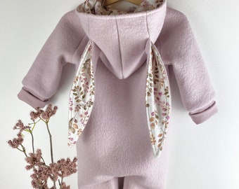 Walk suit/walk overall in soft pink 100% virgin wool