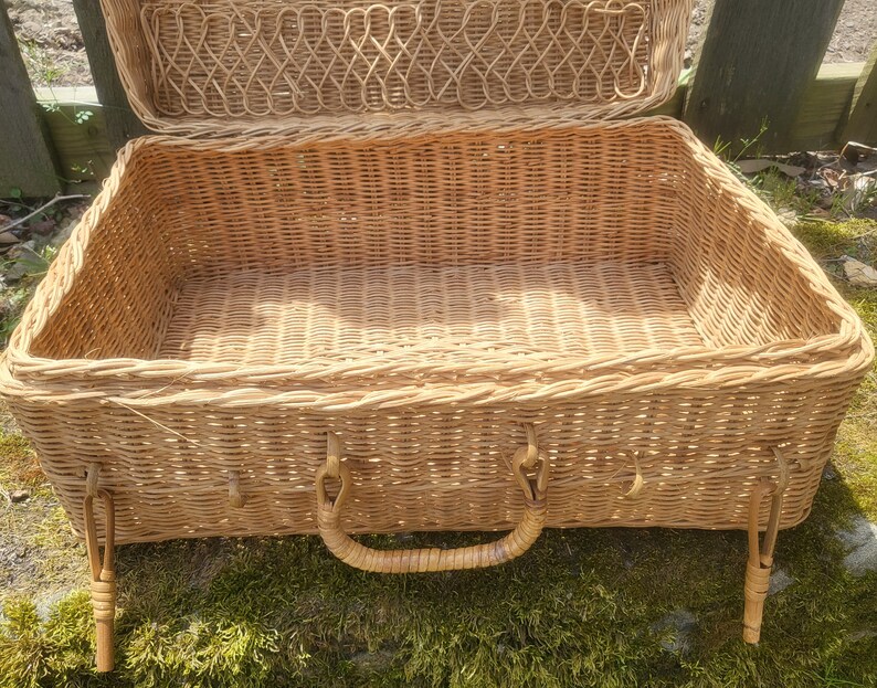 Late 20th Century Vintage Rattan Picnic Basket Etsy