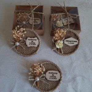 Hochzeitsgeschenk für Gäste | Hochzeit Groß Gefälligkeiten | Hochzeit rustikale Gefälligkeiten | Einzigartige Favoriten | Magnet Bevorzugungen | Danke Favor | Magnet aus Jutefaser