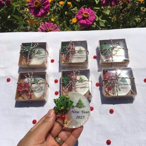 Personalized Epoxy Resin Merry Christmas Magnets for family, friends, coworkers, 2025 Holiday Gifts, Happy New Year Gifts, Xmas, Noel Favor