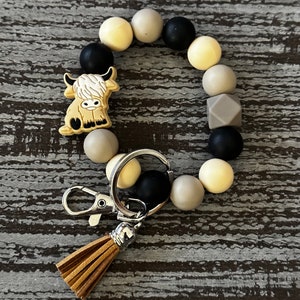 1pc Silicone Beads Wristlet Keychain With Tassel *listing is for black and beige