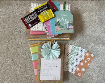 Blind Date with a Book, tea, and chocolate| Pick Your Own Genre | Mystery Books | Bookish Gift Reader