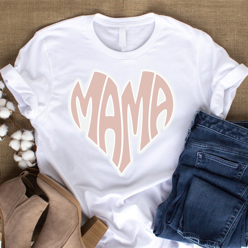 MAMA HEART GRAPHIC T-SHIRT