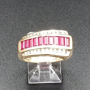 14k yellow gold ruby & diamond ring