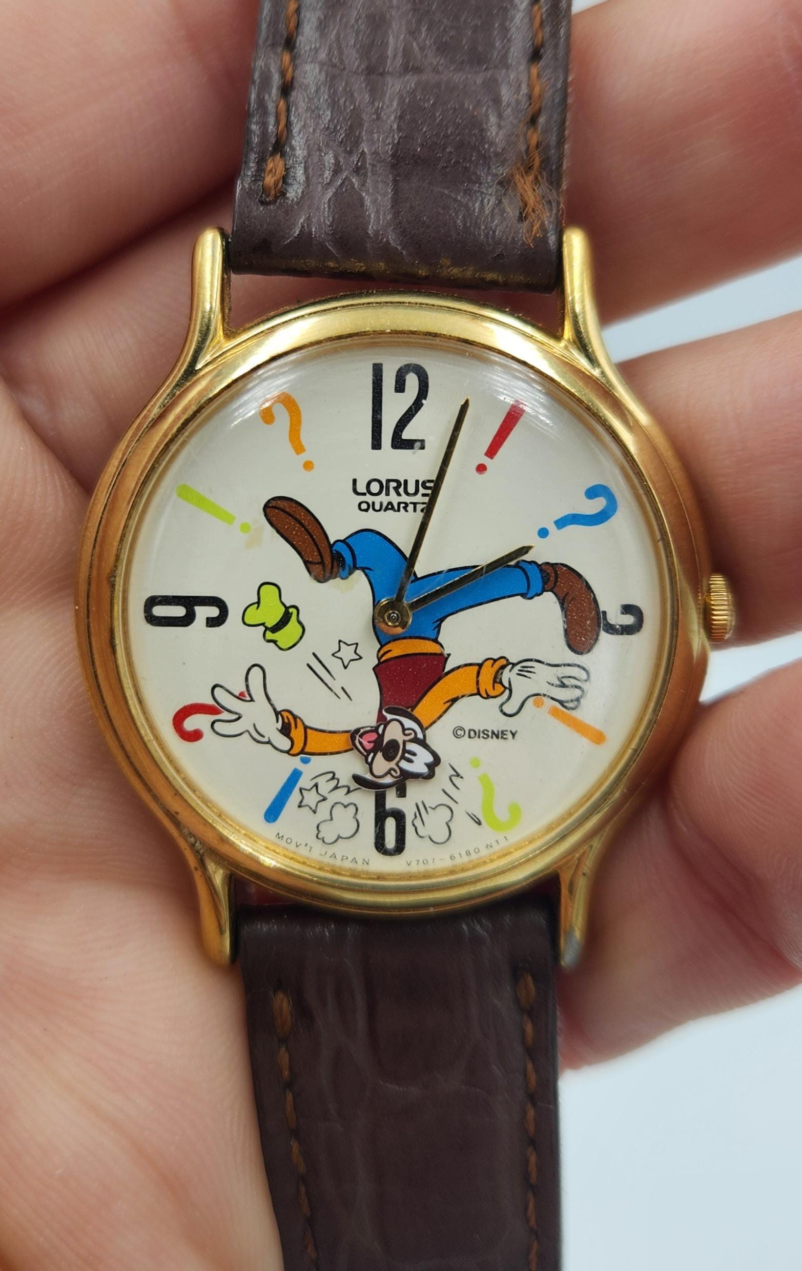 Rare Vintage Backwards Disney Goofy Lorus Watch lorus] backward goofy watch : r/Watches main image 3