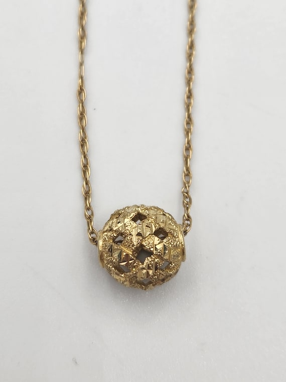 14k Yellow Gold Hollow Ball Necklace