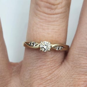 14k White Gold .25 Ct Diamond Engagement Ring, Size 6