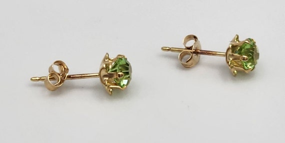 14k Yellow Gold Peridot Stud Earrings - image 3