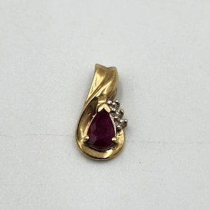10k Yellow Gold Ruby & Diamond Pendant