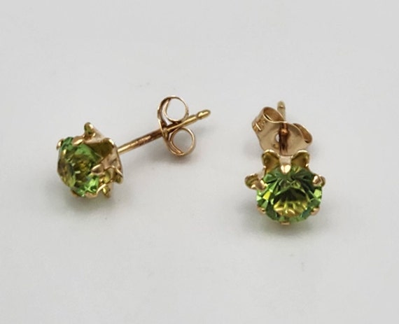 14k Yellow Gold Peridot Stud Earrings - image 1