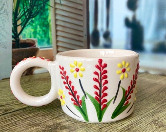 Handgemachte Keramik Kaffeebecher: Gänseblümchen Blumen Tasse (3oz)