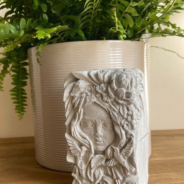 Concrete Greenwoman garden decoration / home decor