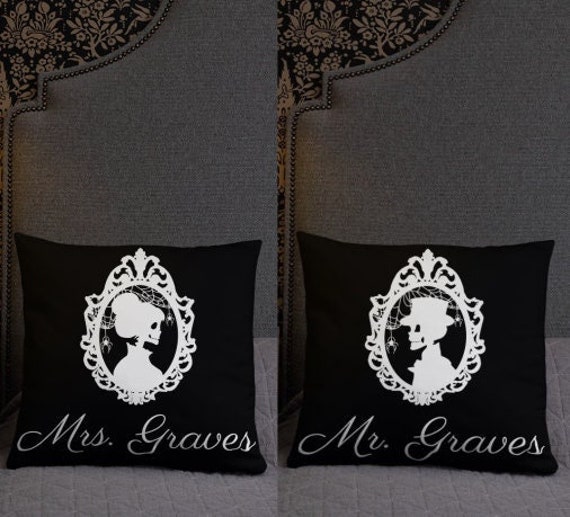 Mr & Mrs Pillows Halloween Wedding Gifts Skeleton Mr and