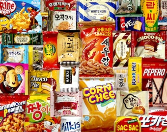 Finest Korean Snack Box. Perfect Appetizing Gift/Care Package for Any Occasions. Only the Korean's Favorite Snacks. Free Shipping within US