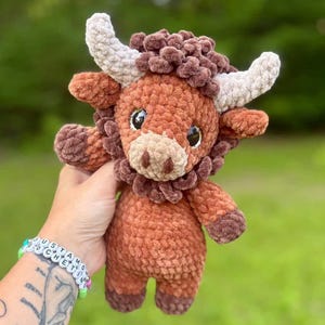 Baldwin the Bison- Crochet PDF Pattern- Crochet Buffalo- Crochet Cow- Crochet Bison- Amigurumi Pattern- Advanced Beginner Pattern