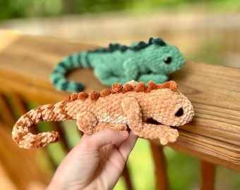 Igor the Iguana- Crochet Iguana Pattern- Imtermediate Crochet Pattern- Amigurumi Iguana Pattern