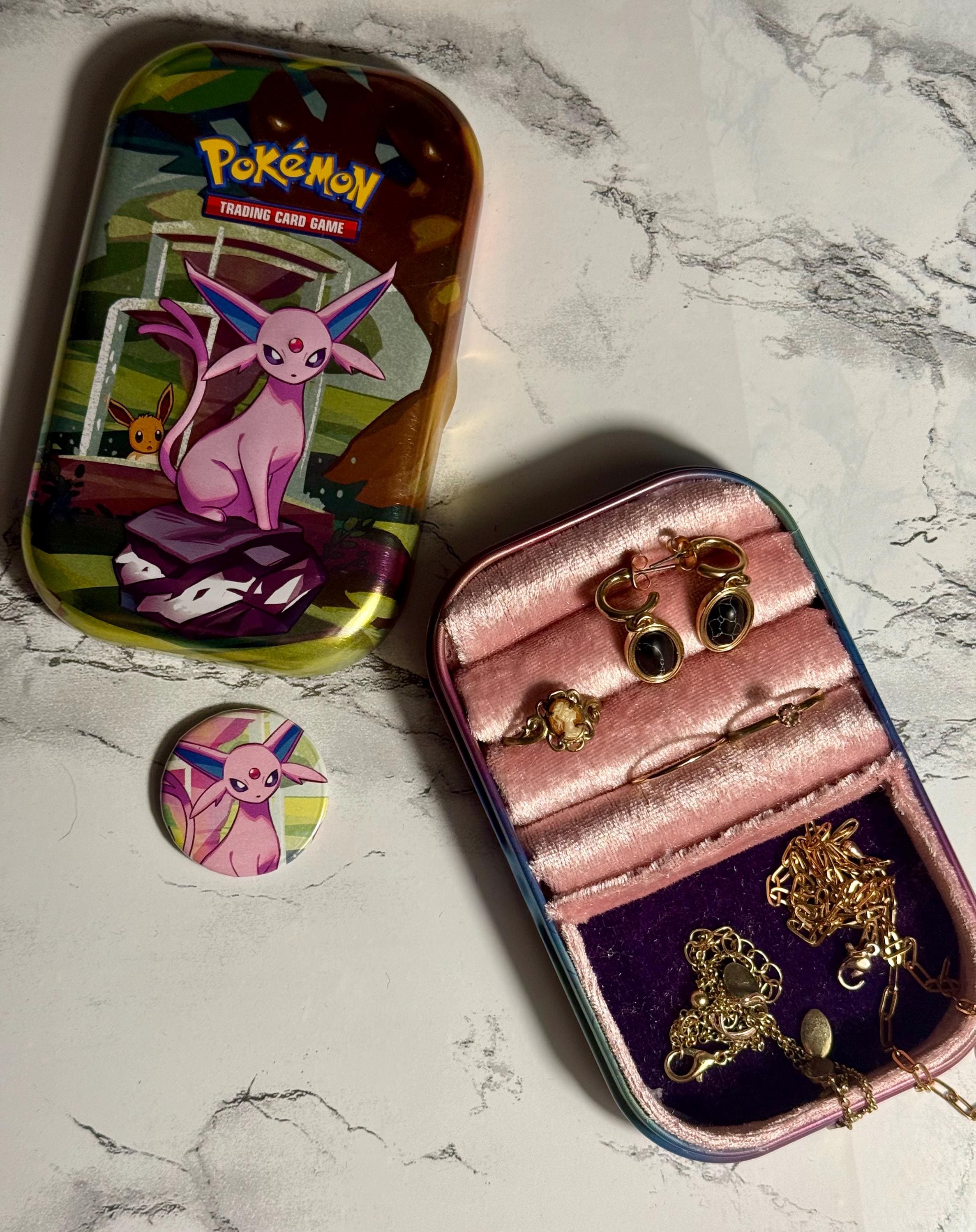 Roll Rng Display Pokemon Espeon Pokémon Jewelry Box Mini Tin Organizer With Ring Rolls & Pink ...